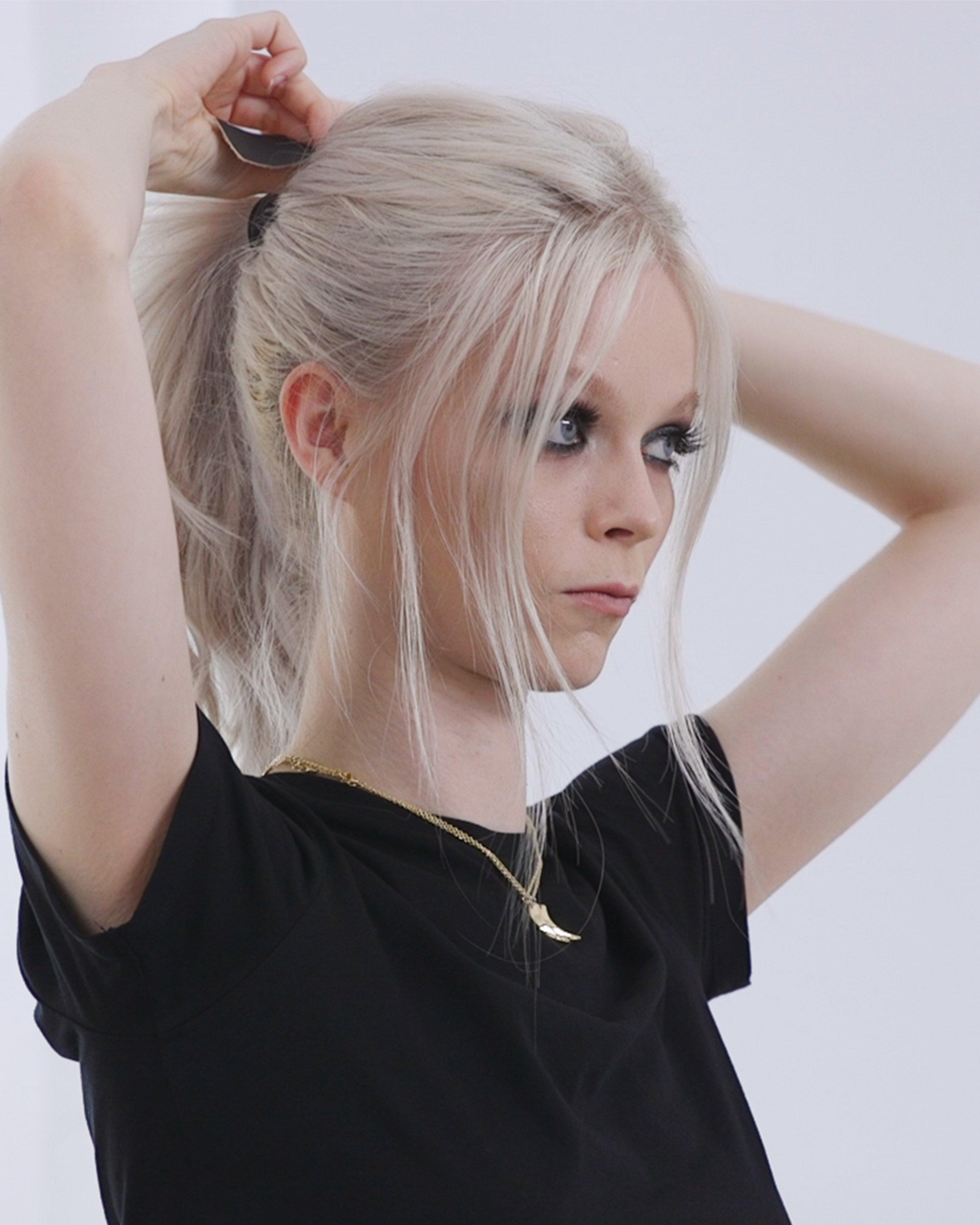 Wavy_Ponytail_Step_9@3x.jpg