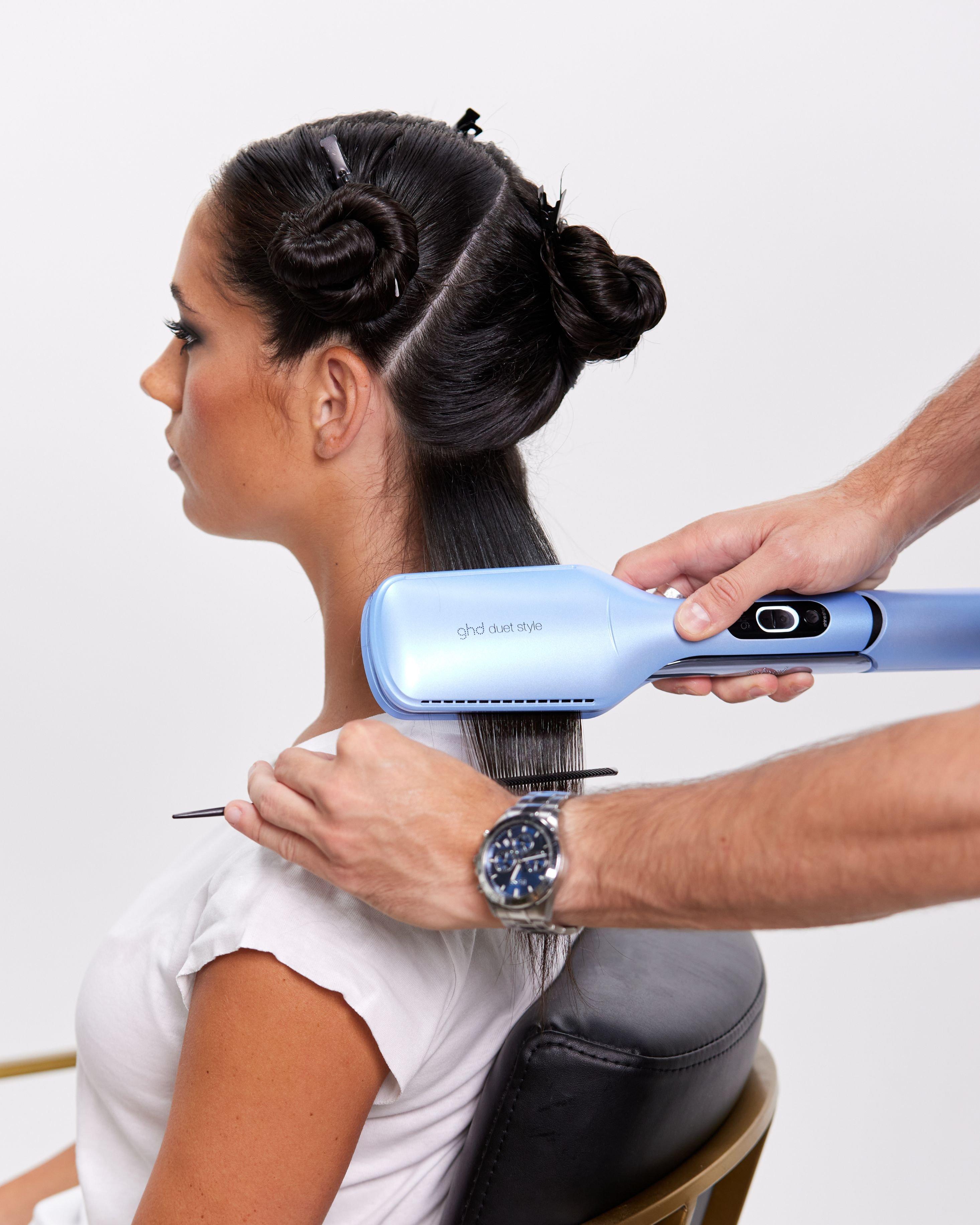 Xmas24_Hairstyles_AdornedPony_Step4.jpg