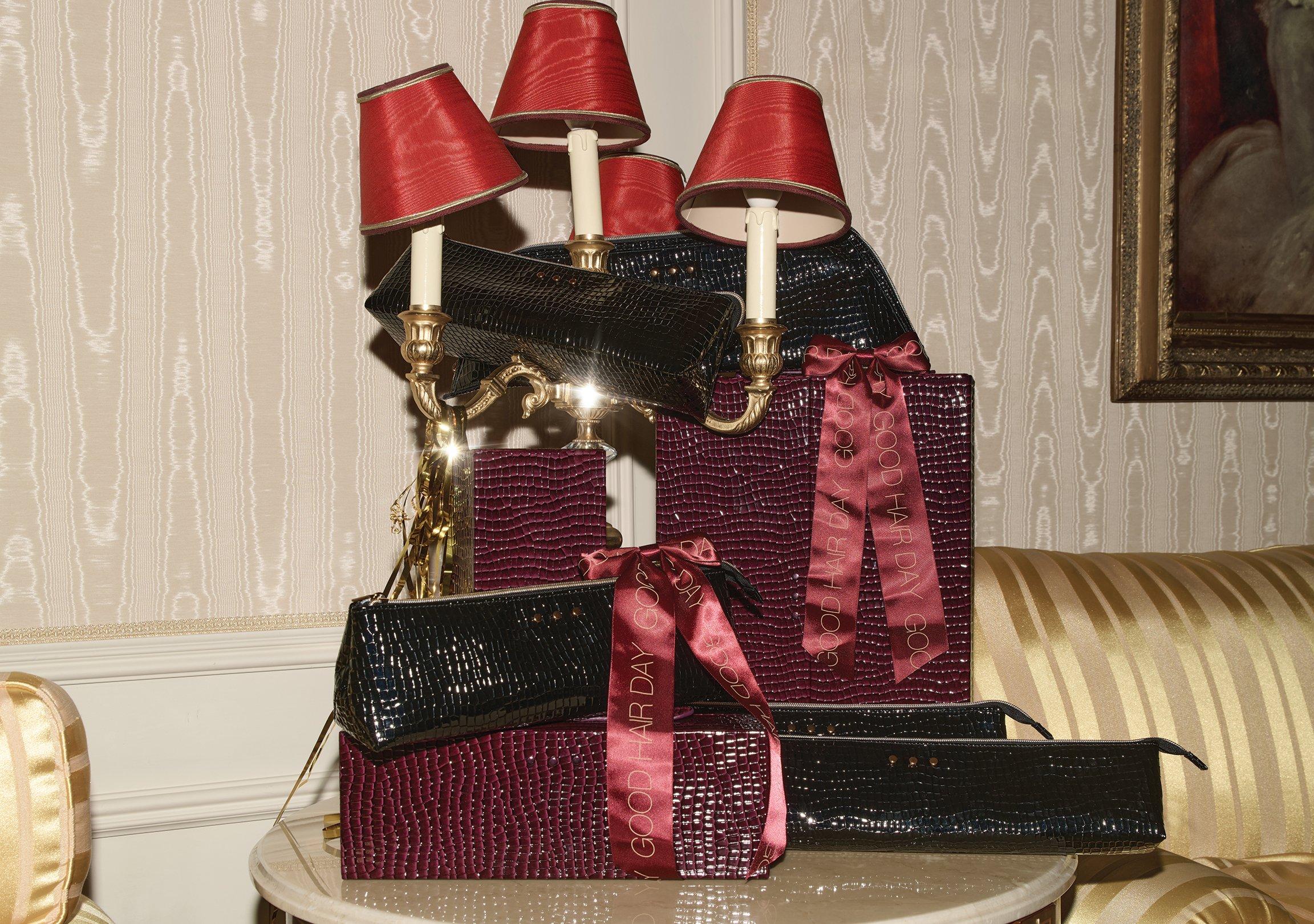 Xmas25_CampaignProductLifestyle_LE&amp;CoreGiftSets_hp