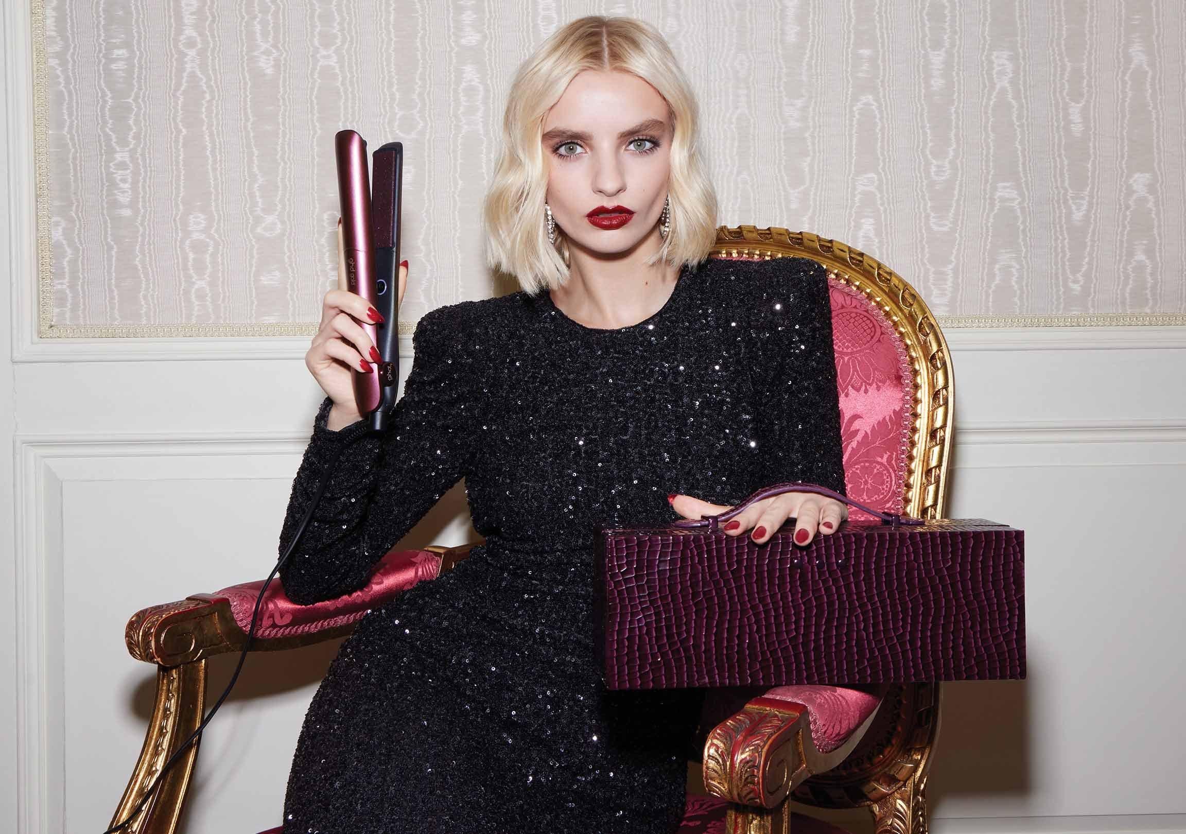 ghd gold Glätteisen in Dunkelrot