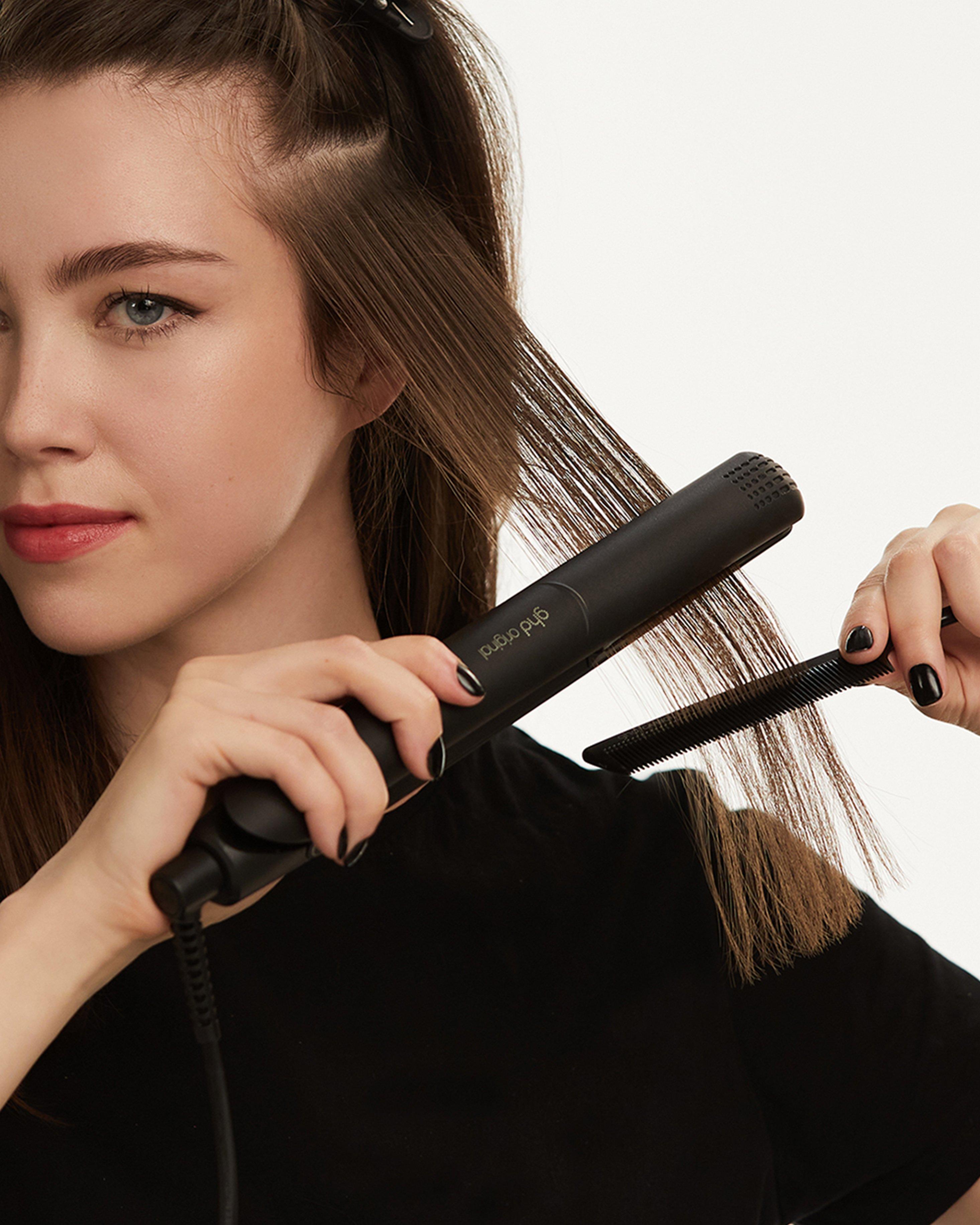 ghdStraight_NewOriginal_Step4@3x.jpg