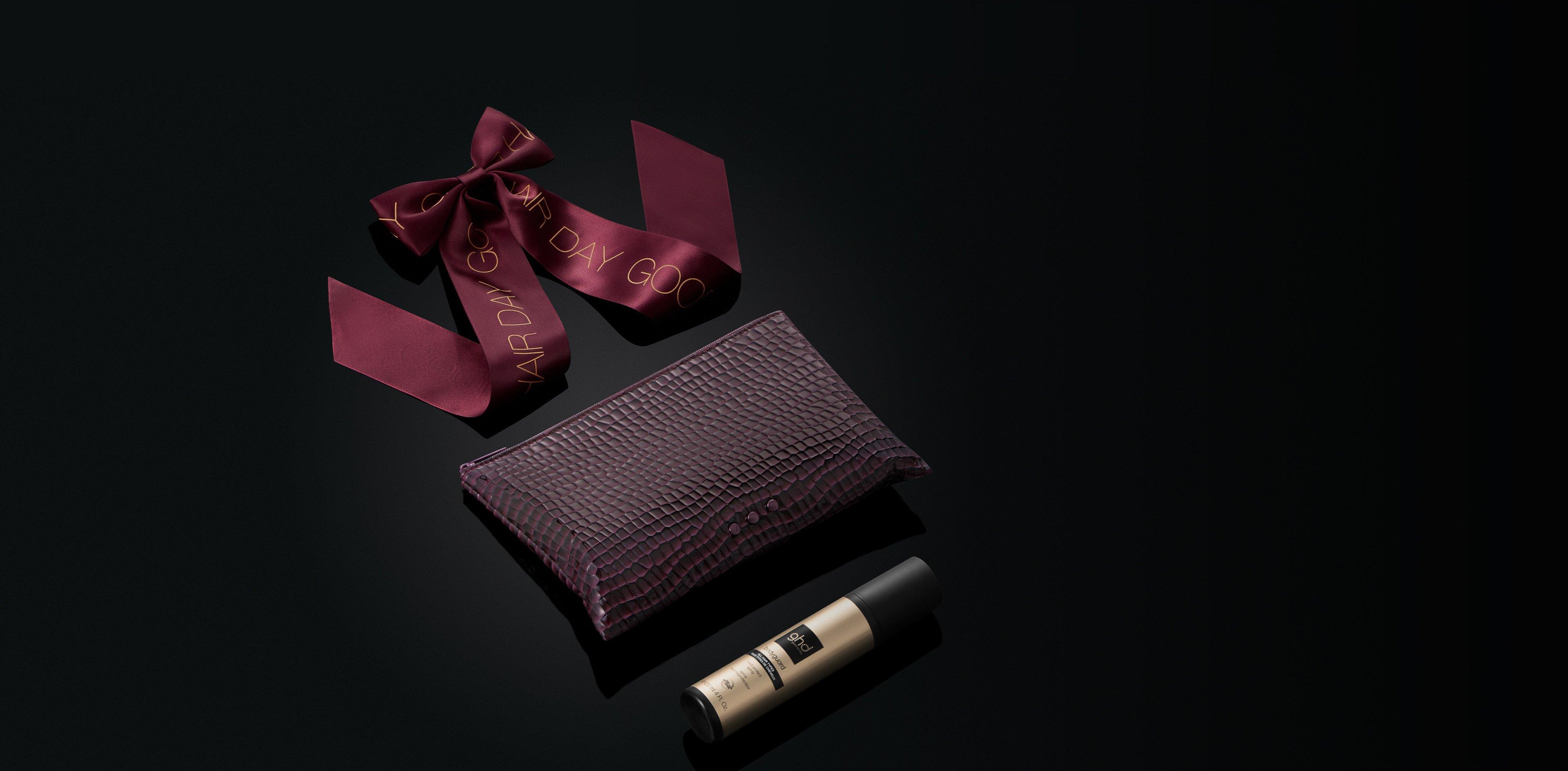ΝΕΟ ΣΕΤ ΔΩΡΟΥ GHD STYLE ΣΕ ΧΡΩΜΑ CHERRY CHIC ΜΕ ΚΛΑΜΕΡ ΜΑΛΛΙΩΝ